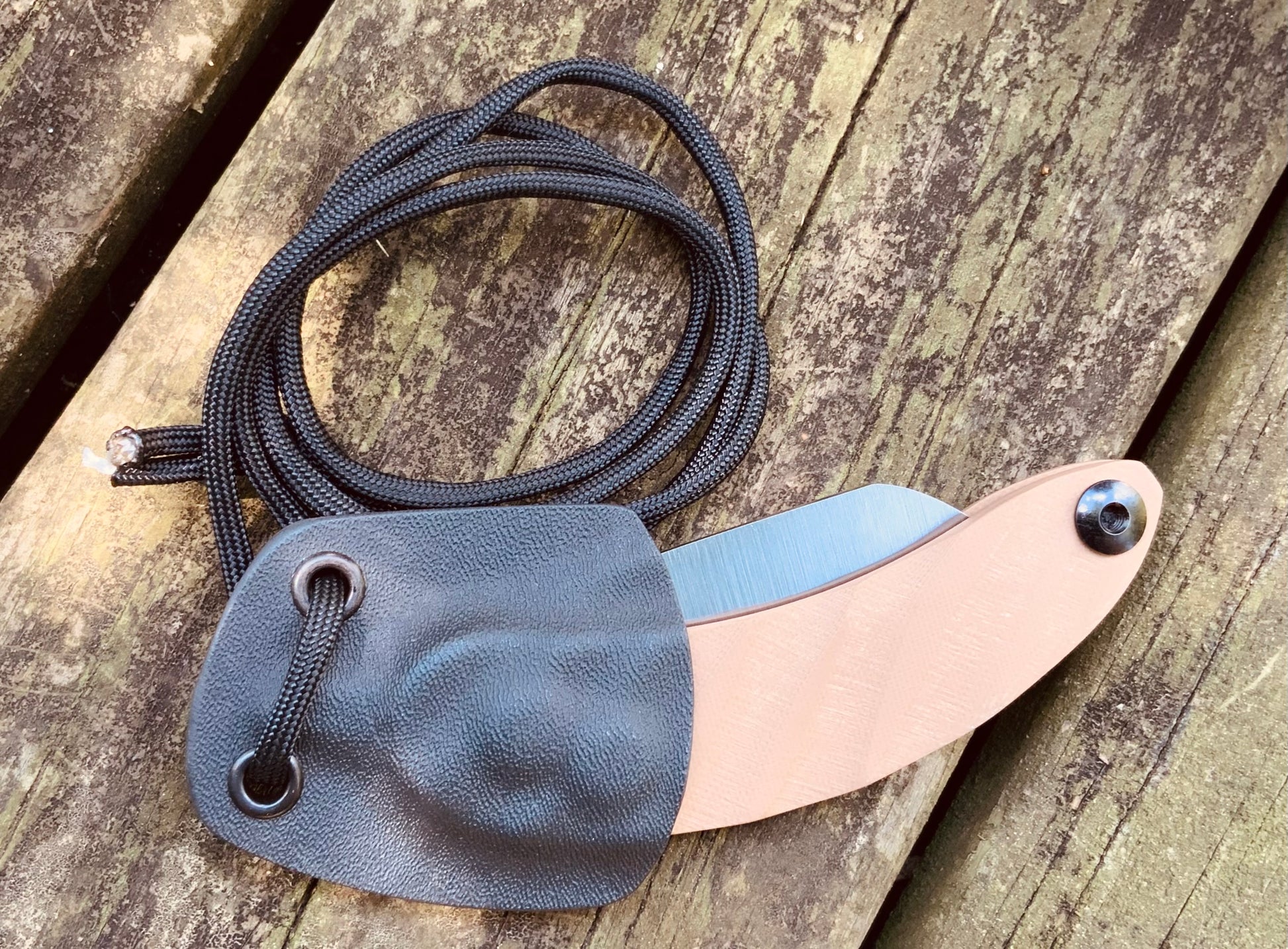Banana Peel Folder and Custom Neck Sheath Combo