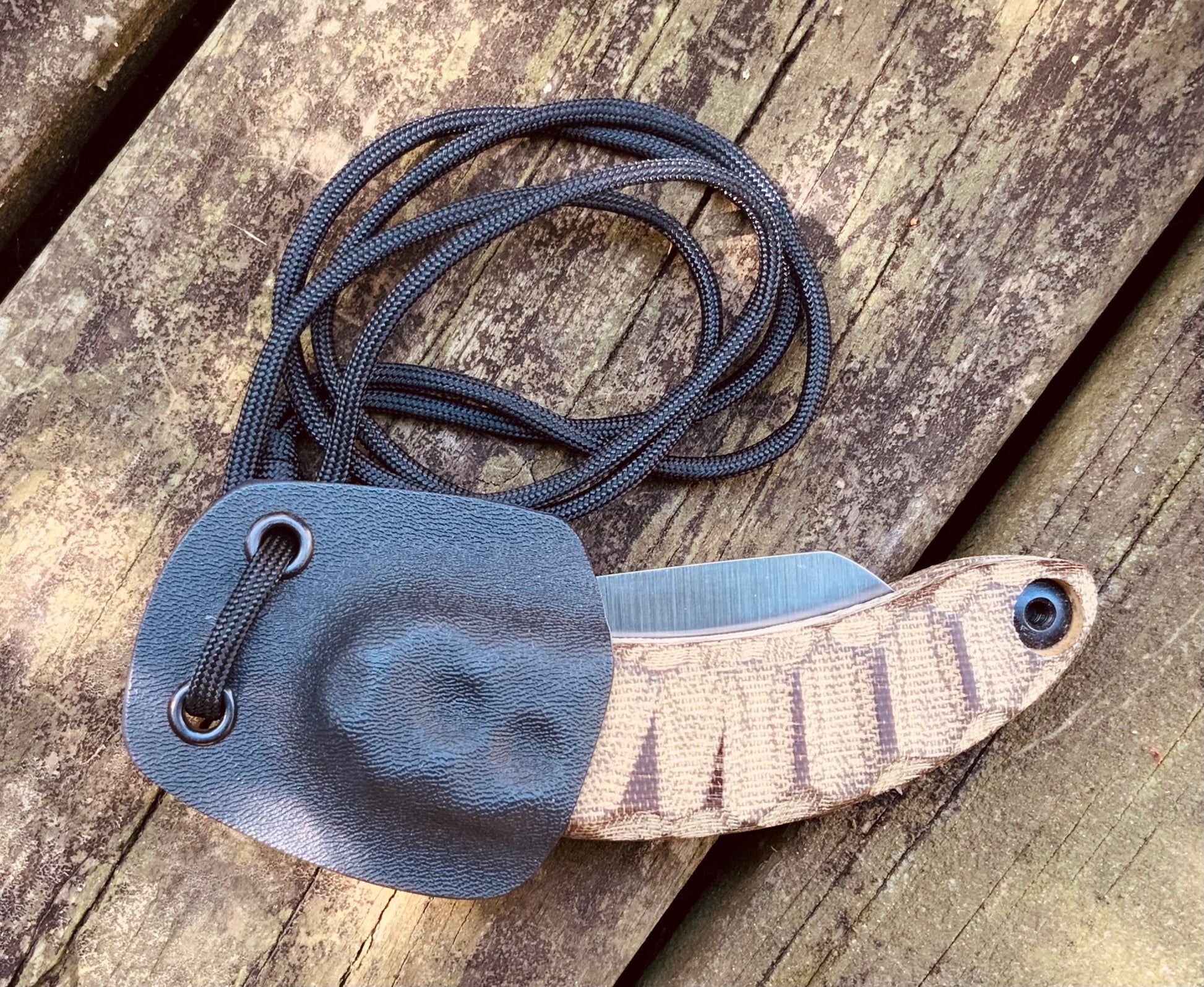 Banana Peel Folder and Custom Neck Sheath Combo